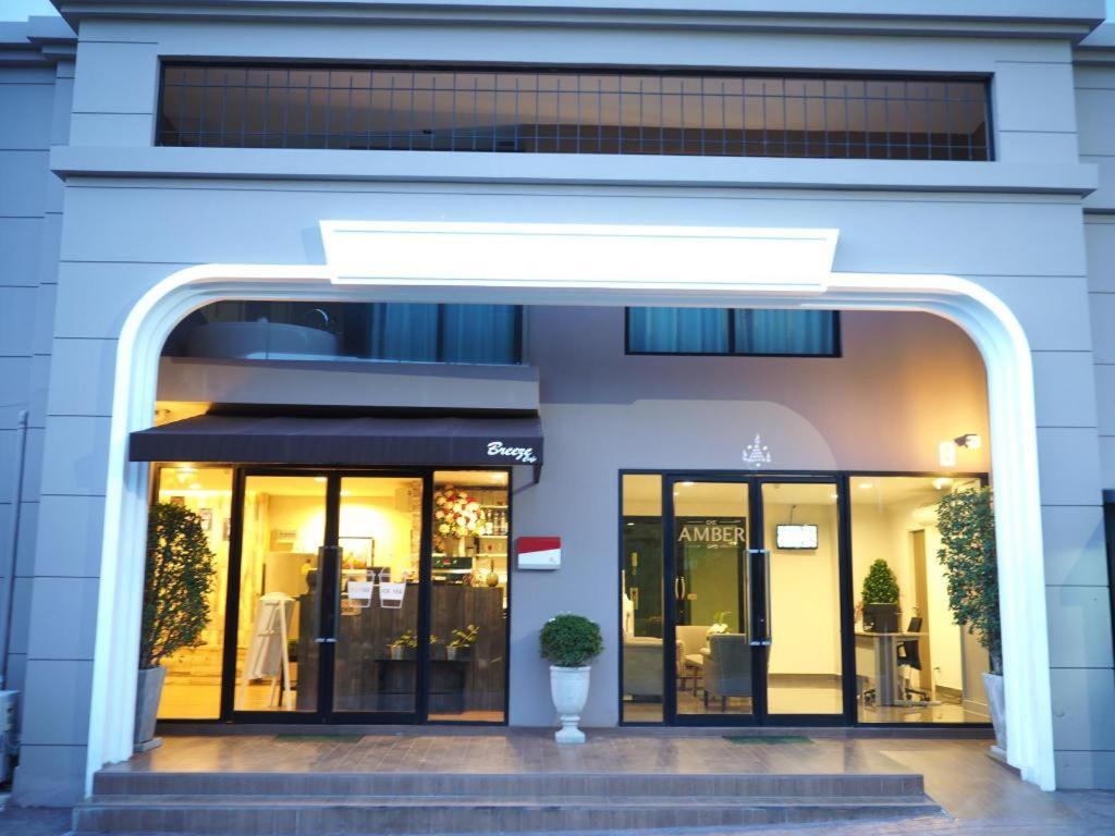 De Amber Bang Sarae By Funnyproperty Bang Sare Exterior foto